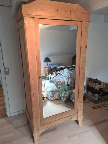 Kl�deskabe