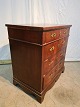 Kommode Kr. 1250,-