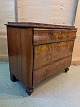 Kommode  Kr. 1250,-