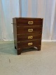 Kommode  Kr. 850,-