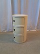 Kartell Natbord kr. 400,-